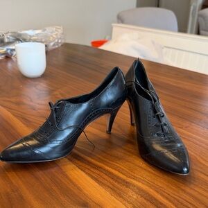 Brooks Brothers Leather Black Lace-Up Heels